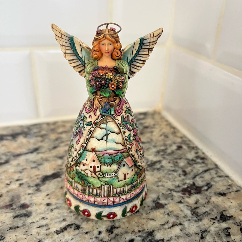 Jim Shore New Beginnings Angel of Spring.
